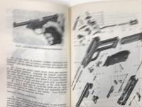 洋書　The Walther P-38 Pistol　ザ・コンバットブックシェルフシリーズ ワルサーP-38 取扱書
