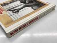 洋書　Bunny Yeager's Darkroom: Pin-up Photography's Golden Era　女性写真家 バニー・イェーガーの暗室: 1950年代から1960年代にかけてのピンナップ写真の黄金時代