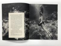 洋書　L'île aux Sirènes par Serge de Sazo　人魚たちの島: セルジュ・ド・サゾ写真集