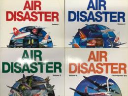 洋書　Air Disaster Vol.1 / Vol.2 / Vol.3 / Vol.4　航空事故 1991-2001　全4冊セット