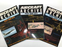 洋書　Aircraft Archive Post-War Jets Vol.1 / Post-War Jets Vol.2 / Post-War Jets Vol.3　エアクラフトアーカイブ: 大戦後の有名なジェット戦闘機 図面集 第1巻 / 第2巻 / 第3巻　3冊セット