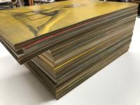 アトリエ・アトリエ臨時増刊・別冊アトリエ　20冊セット　①アトリエ No.324 美しいポーズ＝昭和32年9月15日発行・第5刷、110頁 / ②アトリエ No.331 ラフとモチーフ 続・美しいポーズ 猪熊弦一郎＝昭和29年9月1日発行、97頁 / ③アトリエ No.333 モデルと構成・続々美しいポーズ 猪熊弦一郎＝昭和29年11月1日発行、110頁 / ④アトリエ No.339 芸術家のモデル 猪熊弦一郎＝昭和30年5月1日発行、120頁 / ⑤アトリエ臨時増刊1956 続・芸術家のモデル 五人の画家に描かれたポーズ 林武、鳥海青児、三岸節子、山口薫、木内克＝昭和31年4月1日発行、84頁 / ⑥アトリエ臨時増刊1956 絵になるポーズ 小磯良平＝昭和31年7月1日発行、116頁⑦別冊アトリエ No.29 画家とモデル 東郷青児 撮影・中村立行＝昭和31年12月25日発行、87頁 / ⑧別冊アトリエ No.30 カメラの目がとらえた新しいヌード 中村立行＝昭和32年1月25日発行、92頁 / ⑨別冊アトリエ No.33 ヌードの幻想と美 建畠覚造、中村立行 / ⑩別冊アトリエ No.36 モデルと名画 名画とモデルによるポーズの研究 野口弥太郎 / ⑪別冊アトリエ No.37 三人のヴィナス 東郷青児 / ⑫別冊アトリエ No.41 動くヌード 写真構成・杉村恒＝昭和33年3月1日発行、127頁 / ⑬別冊アトリエ No.42 風景の中のヌード 東郷青児＝昭和33年4月10日発行、88頁 / ⑭別冊アトリエ No.44 アルプスと高原 杉村恒ヌード作品集＝昭和33年7月1日発行、96頁 / ⑮別冊アトリエ No.45 海と砂丘 杉村恒ヌード作品集＝昭和33年8月1日発行、ノンブルなし / ⑯別冊アトリエ No.46 東郷青児 イメージのヌード＝昭和34年1月15日発行、104頁 / ⑰別冊アトリエ No.47 続・動くヌード 杉村恒＝昭和34年4月15日発行、112頁 / ⑱別冊アトリエ No.49 東郷青児 若いモデル＝昭和34年7月30日発行、ノンブルなし、訂正表1枚付き / ⑲別冊アトリエ No.52 東郷青児 十一人のモデル＝昭和34年12月15日発行、90頁 / ⑳別冊アトリエ No.54 美しいフォルム 伊藤廉＝昭和35年2月15日発行、104頁