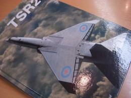洋書　TSR2　Britain's Lost Cold War Strike Aircraft