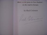 洋書　The Colemans　Kiwis on the grass in New Zealand- on the road in Europe 著者サイン入り