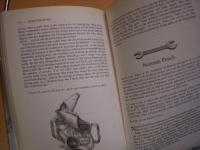 洋書　Down the Road　 Genuine Mileage on Classic Motorcycles