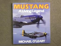 洋書 Mustang: A Living Legend 