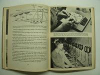 洋書 FLYING FORTRESS : THE STORY OF THE BOEING BOMBER