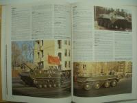 洋書 Land Forces of the World