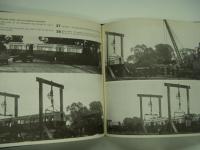 洋書 Tube trains under London : An illustrated history of London Transport tube rolling stock, including Heathrow Airport and Fleet Line trains