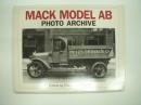 洋書　Mack Model AB Photo Archive