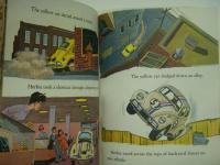 洋書絵本　Little Golden Book: Walt Disney Productions: THE LOVE BUG. Herbie's Special Friend
