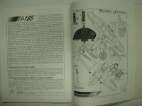 洋書　Eagles of The East No. 2：Fighting Polikarpov: отечественная война 1941-1945