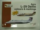 洋書　Aero L-29 Delfin ｃolours & Markings 1/72 Scale Decals