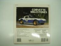 洋書　Enthusiast Color Series: Corvette Milestones