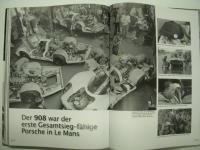 洋書　Auto-Fokus: Die besten Motorsport- und Testfotos von Julius Weitmann