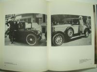 洋書　Das Automobil in der Kunst 1886-1986
