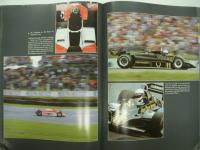 洋書　Momente: 25 Jahre Automobilsport Fotografie