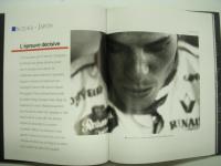 洋書　Jacques Villeneuve - portrait d'un champion