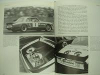 洋書　Jaguars in competition