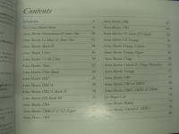 洋書　Aston Martin: The Legend