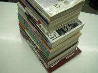 阪急電鉄関連文庫・新書・書籍:　カラーブックス796 日本の私鉄7 阪急 / カラーブックス903 日本の私鉄 阪急 / 逸翁自叙伝 阪急創業者・小林一三の回想 / 阪急電鉄 スゴすぎ謎楽 / 阪急沿線謎解き散歩 / 阪急電鉄あるある / 阪急沿線ディープなふしぎ発見 / 阪急沿線の不思議と謎 / 私鉄の車両5 阪急電鉄 / 知れば知るほど面白い阪急電鉄 / 日本の私鉄 阪急電鉄 / 阪急電車のひみつ / 阪急電鉄200のなぞ / 阪急電車 京都線沿線まちあるき手帖 / 阪急電車 神戸線沿線まちあるき手帖 / 阪急電車 宝塚線沿線まちあるき手帖　計16冊セット