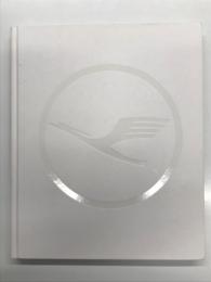 洋書　The Wings of the Crane, 50 Years of Lufthansa Design