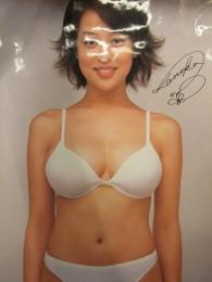 黒羽夏奈子 180x60センチ　全身等身大 ビキニポスター 印刷サイン入　アサヒ芸能エンタメ