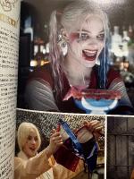 美品　スーサイドスクワッド公式ビジュアルブック「 SUICIDE SQUAD　BEHIND THE SCENES WITH THE WORST HEROES EVER」初版 帯・小冊子2冊・封筒入JOKERタトゥーシール付　日本語版　DC COMICS