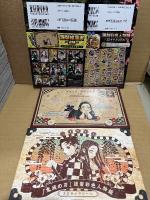 美品　吾峠呼世晴 「鬼滅の刃 第1〜21巻・片羽の蝶/しあわせの花/公式ファンブック鬼殺見聞録」第20・21巻の2冊特装版（ポストカード/キャラシール付）片羽の蝶・しあわせの花の2冊帯付　ジャンプコミックス　本編全23巻中不揃い21冊＋別巻3冊の計24冊セット