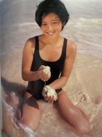 浅香唯 写真集 「あッ 弾けそう」　初版　両面水着ピンナップ付き　アイドル