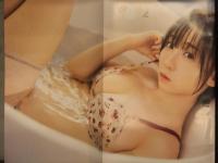 切り抜き ヤングガンガン 2021年11月 No.21 DVD未開封＋伊織もえ 両面ピンナップ＋グラビアページのみ　工藤菫