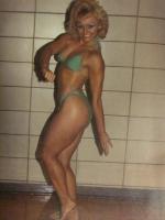 外国人 女子プロレスラー 雑誌　「BEAUTIES」 ピンナップ付　