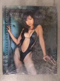 新品　Kaori (森嶋かおり)写真集　「Vibes」　シュリンク未開封　Hideto　バウハウス　レースクイーン