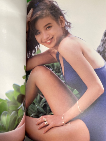 本田美奈子 写真集 「 美奈子 私・激してー夏 」 音楽専科臨時増刊