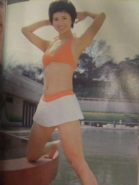 付録写真集 岡田奈々 ブルマー 水着 ☆ページごとに本人の