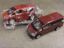 アルファード ヴェルファイア ミニカー2種 赤・レッド　ハック・プルバックカー/トイズキャビン