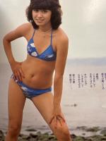三原順子（三原じゅん子）写真集　初版　ビキニ・制服・ホットパンツ　アイドル
