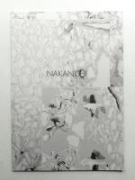 中央・瞬きなく