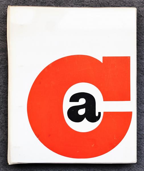 Cassina ＜カッシーナ社カタログ 1970年＞ | ¥54,000 - 日本の古本屋