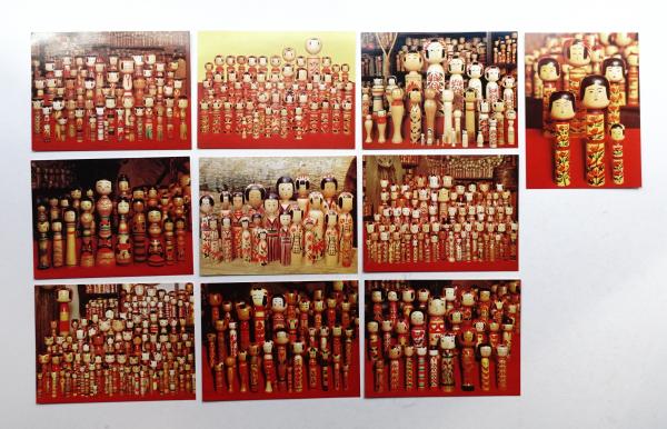 伝統こけし 東北の木地玩具(撮影 : 近藤勝太郎 ; 協力 : 菅野新一