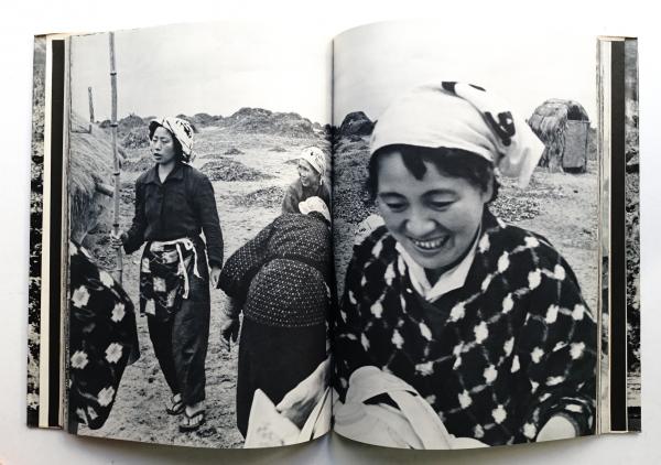 裏日本 : 濱谷浩写真集(濱谷浩 : 著 ; 棟方志功 : 外箱・表紙