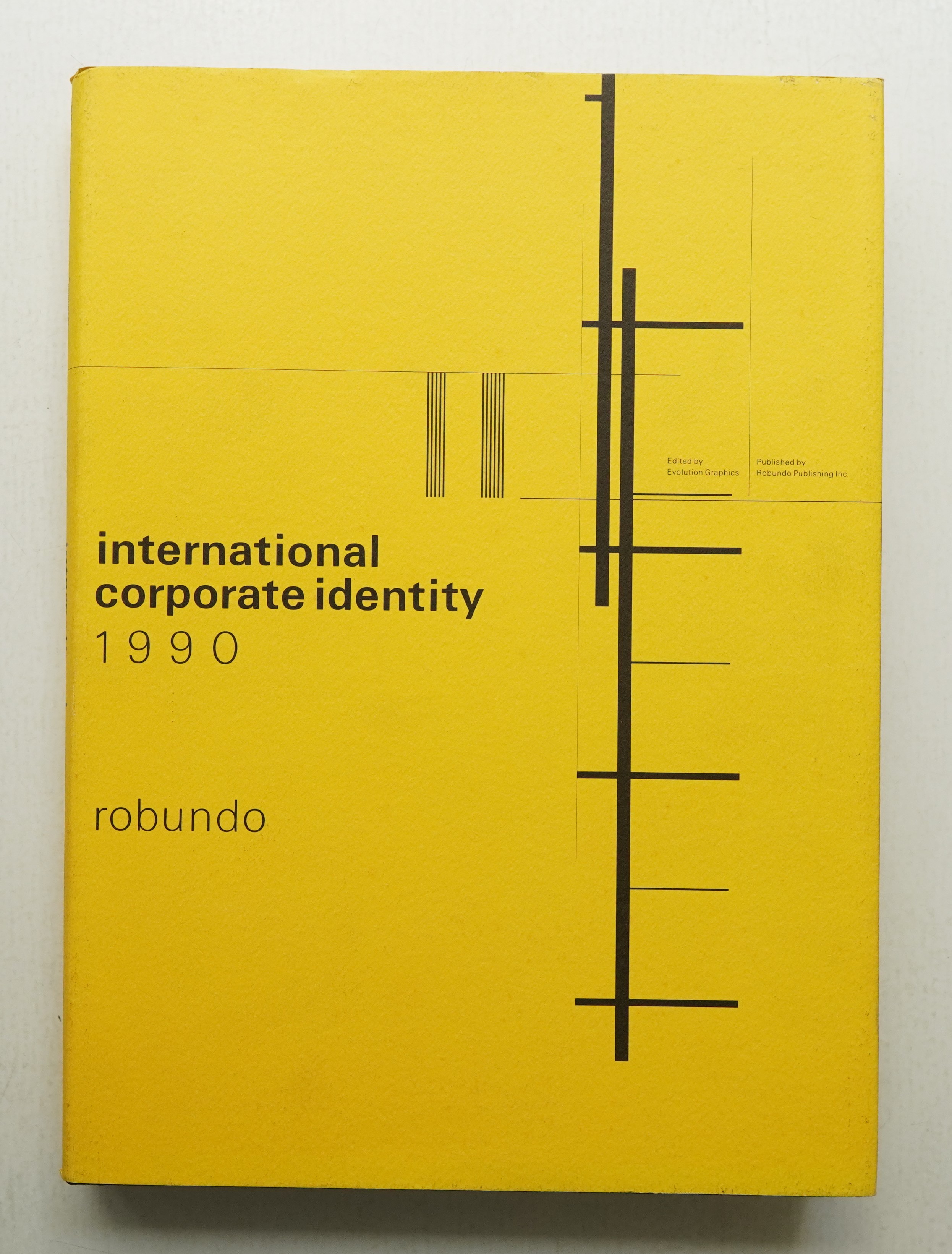 アート・デザイン・音楽 international corporate identity 1990 International corporate identity 1990(Evolution Graphics (坂東孝明