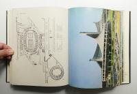 Modern Architecture in Colour