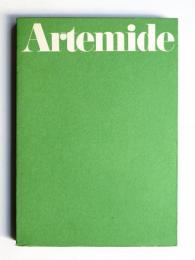 Artemide 1973 Lampade mobili oggeti per arredare