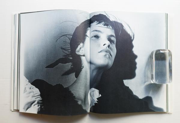 Comme des Garçons(川久保玲 : 監修 ; 小指敦子 : 編 ; 村田東治