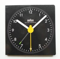 CLOCK WATCH CALCÜLATOR LINE ÜP BRAUN