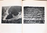 (英文)液晶未来　リキッド・クリスタル・フューチャーズ【Liquid Crystal Futures, Contemporary Japanese Photography】