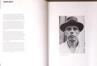 (英文)ビヨンド・ザ・キャンバス　'70年代から'80年代のアーティストたち【Beyond the Canvas: Artists of the Seventies and Eighties】