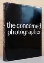 (英文)関心の集まる写真家たち【the concerned photographer】