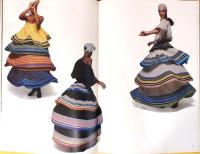 三宅一生の発想と展開　Issey Miyake East Meets West